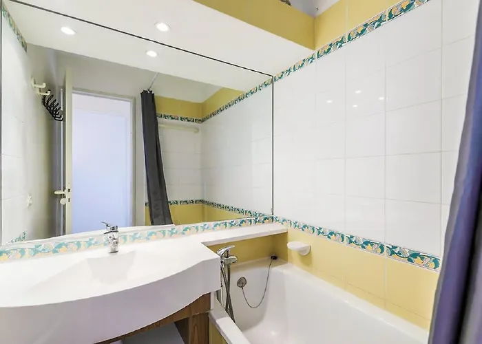 Les Constellations - Maeva * ラ・プラーニュ