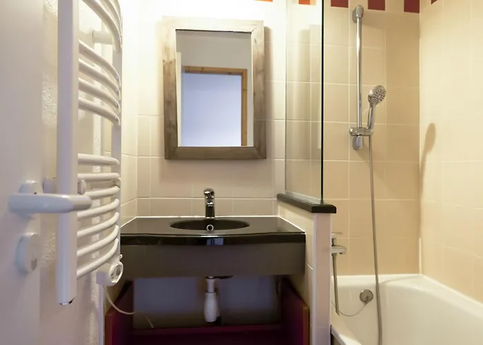 Les Constellations - Maeva 拉普拉涅